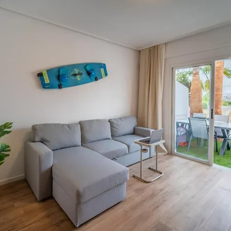 Moderne Designer-maisonette 2 Schlafzimmer Eigene Terrasse Mit Grilltisch Und Fitnessbereich Daire