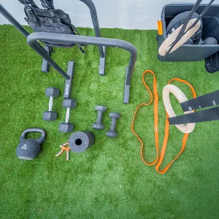 Apartament Moderne Designer-maisonette 2 Schlafzimmer Eigene Terrasse Mit Grilltisch Und Fitnessbereich