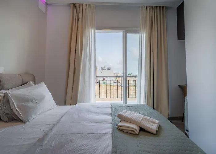 Lägenhet Moderne Designer-maisonette 2 Schlafzimmer Eigene Terrasse Mit Grilltisch Und Fitnessbereich