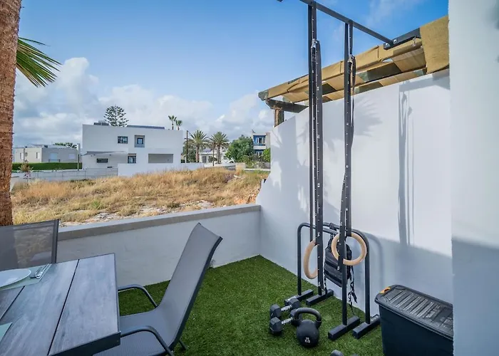 Lägenhet Moderne Designer-maisonette 2 Schlafzimmer Eigene Terrasse Mit Grilltisch Und Fitnessbereich